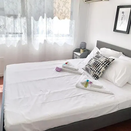 Emma Sea View Suite Larnaca